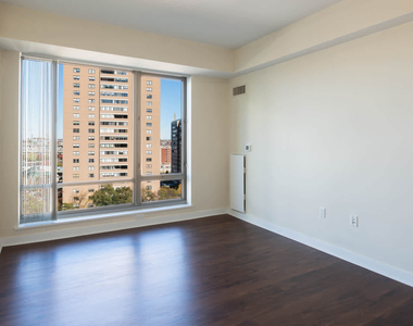 4 Emerson Place - Photo Thumbnail 58