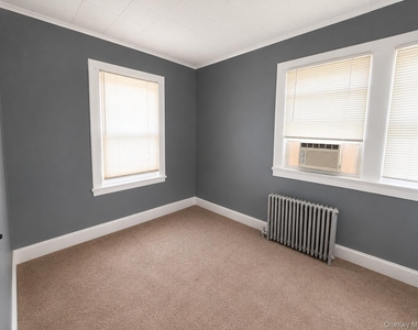 36 Gerard Street - Photo Thumbnail 7