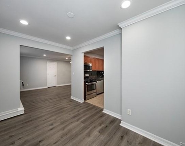 280 Bellmore Avenue - Photo Thumbnail 3