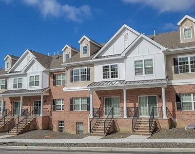 260 W Main Street - Photo Thumbnail 18