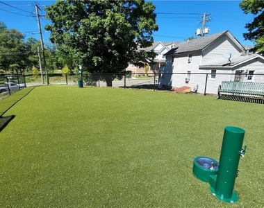 260 W Main Street - Photo Thumbnail 16