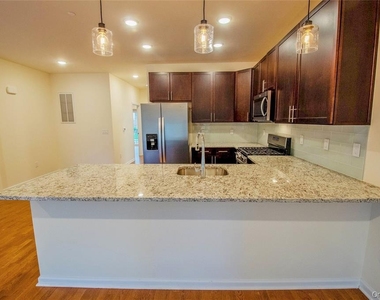 260 W Main Street - Photo Thumbnail 11