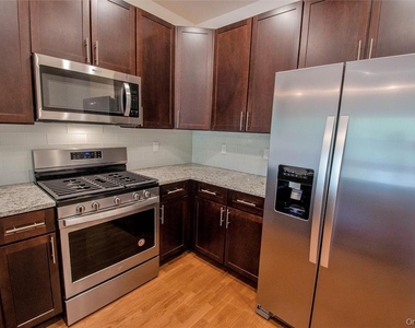 260 W Main Street - Photo Thumbnail 14