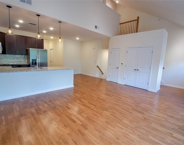260 W Main Street - Photo Thumbnail 2