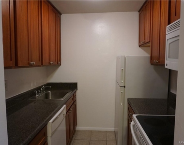 260 West Street - Photo Thumbnail 6