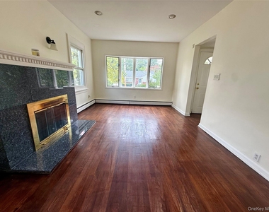175 S Brookside Avenue - Photo Thumbnail 6