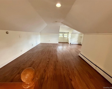 175 S Brookside Avenue - Photo Thumbnail 27