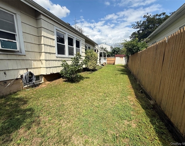 175 S Brookside Avenue - Photo Thumbnail 32