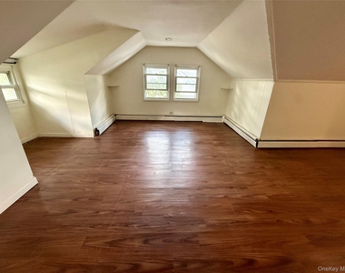 175 S Brookside Avenue - Photo Thumbnail 25
