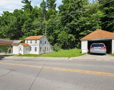 212 Center Street - Photo Thumbnail 29