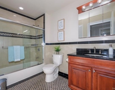 606 Vista View Drive - Photo Thumbnail 9