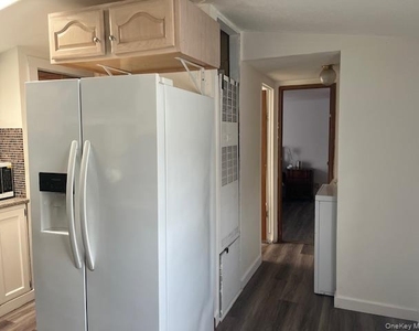 525 Riverleigh Ave - Photo Thumbnail 7