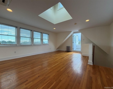 3 Hewlett Street - Photo Thumbnail 10