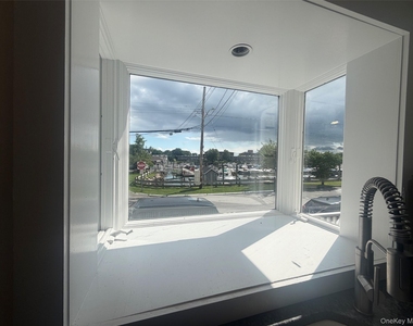 3 Hewlett Street - Photo Thumbnail 6