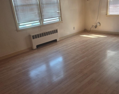 8714 Commonwealth Boulevard - Photo Thumbnail 1