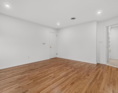 234 Betsy Ross Drive - Photo Thumbnail 30