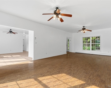 7 Van Keuren Avenue - Photo Thumbnail 3