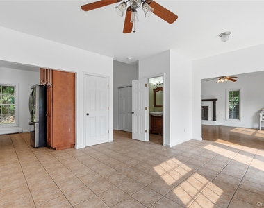 7 Van Keuren Avenue - Photo Thumbnail 1