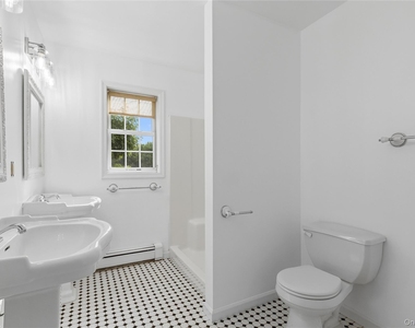 7 Van Keuren Avenue - Photo Thumbnail 24