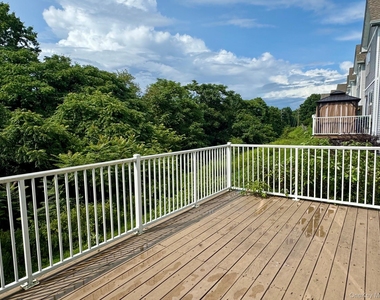 95 Meadow View Drive - Photo Thumbnail 30