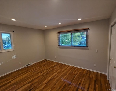 19 Comanche Lane - Photo Thumbnail 10