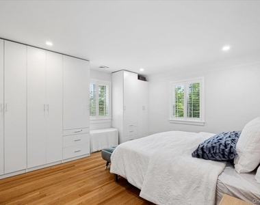 1187 Post Road - Photo Thumbnail 12