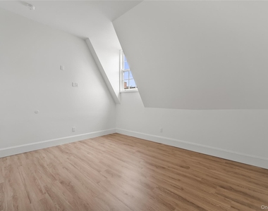 48 North Street - Photo Thumbnail 6