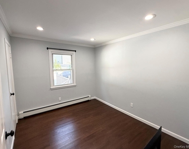 15 W Walnut Street - Photo Thumbnail 13