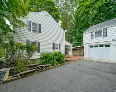 16 Brook St - Photo Thumbnail 7