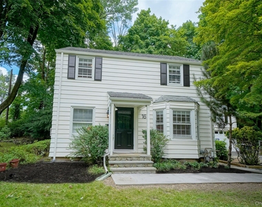 16 Brook St - Photo Thumbnail 3