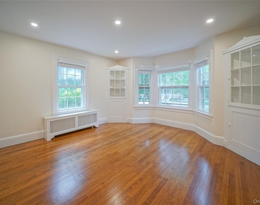 16 Brook St - Photo Thumbnail 15