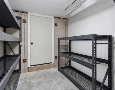 103 Hastings Avenue - Photo Thumbnail 23