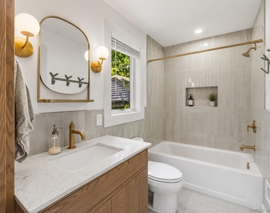 103 Hastings Avenue - Photo Thumbnail 14