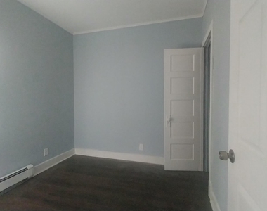 335 3rd Street - Photo Thumbnail 5