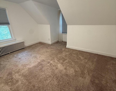 52 Euclid Avenue - Photo Thumbnail 10