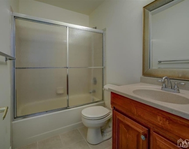40 Staghorn Drive - Photo Thumbnail 19