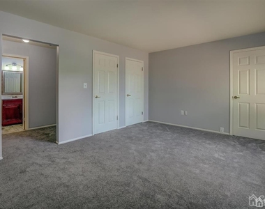 40 Staghorn Drive - Photo Thumbnail 15