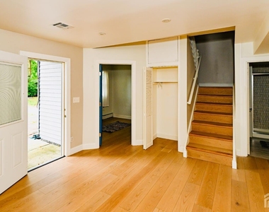 11 Baxter Road - Photo Thumbnail 8