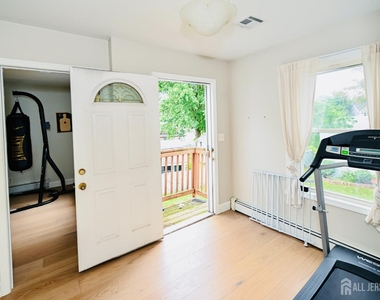 11 Baxter Road - Photo Thumbnail 19