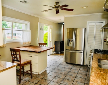 11 Baxter Road - Photo Thumbnail 13