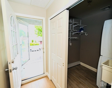 11 Baxter Road - Photo Thumbnail 21