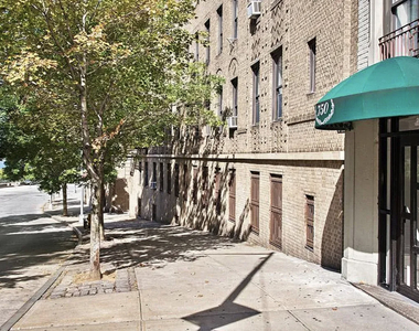 750 Riverside Drive - Photo Thumbnail 9