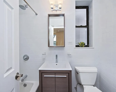 750 Riverside Drive - Photo Thumbnail 7