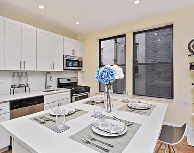 750 Riverside Drive - Photo Thumbnail 3