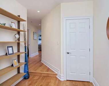 750 Riverside Drive - Photo Thumbnail 4