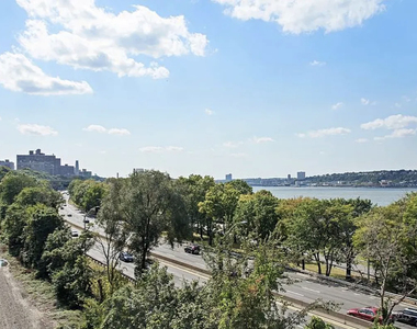 750 Riverside Drive - Photo Thumbnail 8