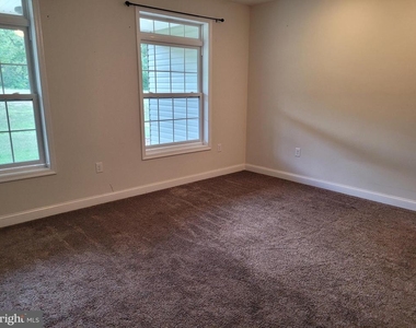 315 Baltusrol Drive - Photo Thumbnail 6