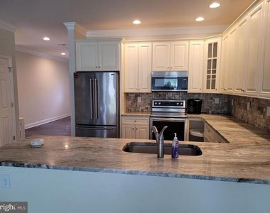315 Baltusrol Drive - Photo Thumbnail 4