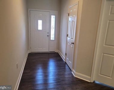 315 Baltusrol Drive - Photo Thumbnail 10