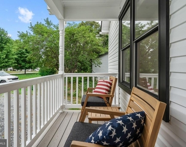 181 Haulover Drive - Photo Thumbnail 3